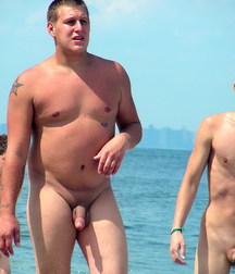 Random Nudist 5923be35a9e93.jpg