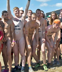 Nudist Guys II 5925e96ae5c04.jpg