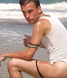Andreas 5b97077f04ddd.jpg