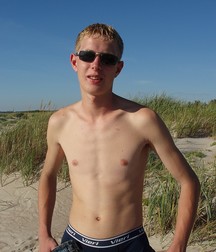 Artur 5b9798e1a3933.jpg