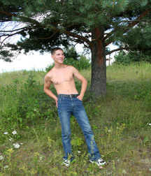 Simon and the tree 5baeb66b236c8.jpg