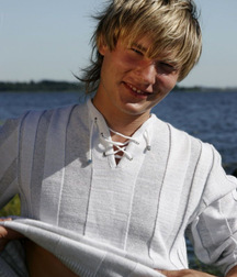 By the sea 5bcce4963927e.jpg