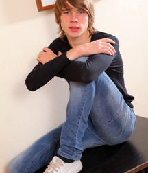 Christy 5be4161309f8a.jpg