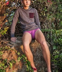 Casey 5bf2f16a11f34.jpg