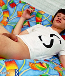 Tom 5d4ab9810ae0a.jpg