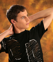 Andrew 5dd48d77993e4.jpg