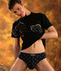 Andrew 5dd48d9a4f5c6.jpg