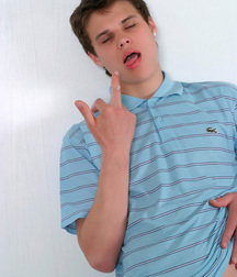 Nick 5dd6ddb701711.jpg