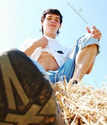 Farmhand job 5e0a285e60110.jpg
