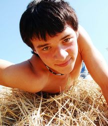 Farmhand job 5e0a2873e43ac.jpg