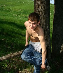 Vova in the meadow 5e0a65e43301e.jpg