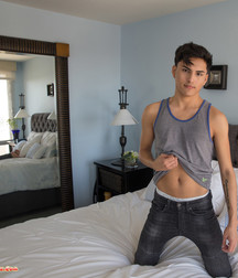 Muchacho latino *** Marco 591fff785b3a4.jpg
