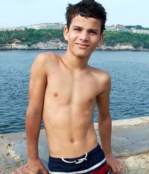 Swimming hotties! 59209a8b27afb.jpg