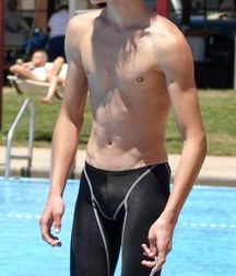 Swimming hotties! 59209a8e41a85.jpg