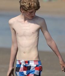 Swimming hotties! 59209a9a1efa7.jpg
