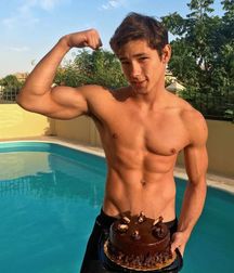 Shirtless hotties 9--Ripped hotties! 592c68d6d38c6.jpg