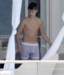 Boys 5962c02e6ab7a.jpg