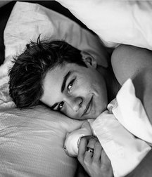 best model ever! 5d548e09d8ea7.jpg