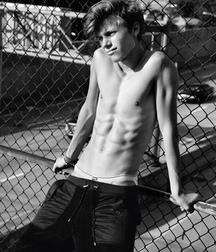 Abs, cocks and hot guys... 5947c619e727b.jpg