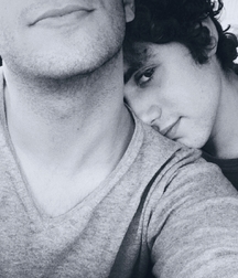 In love 593ce440caf0e.jpg