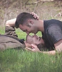 In love 593ce4c93dd12.jpg