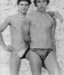 Italian boys 594d5bc92cc99.jpg