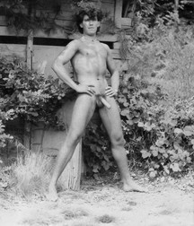 Italian boys 594d5bd190d39.jpg