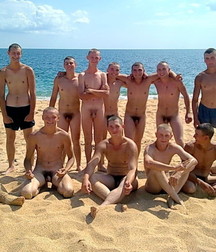 Naked male bonding 5951252f592b6.jpg