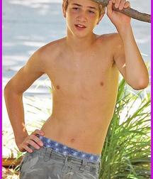 Cute boys 59529f5e955a4.jpg