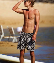 Cute boys 59529f88ccb24.jpg