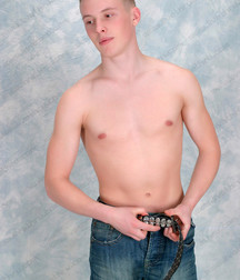 Sasha 5953cd8166c2a.jpg
