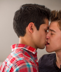 Kisses 595758e467437.jpg