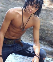 Cute boys 595cb3bd02a58.jpg