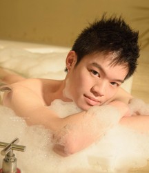 Asian boy 597080c407925.jpg