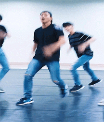 Gif Dancers 5970f1e106347.gif