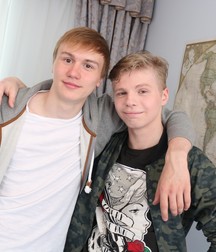 Kasper and Lucho 59882e50c0e47.jpg