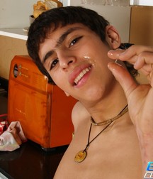 Latin boy 59a28d7ebf6d4.jpg