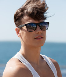 Serge 59cd2b3ff302e.jpg