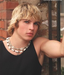 Armpits boys 59d25f2c21b30.jpg