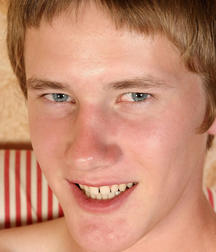 Alex 59df1dfb10ac4.jpg