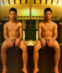 Asian lads 59f1af0831bfb.jpg