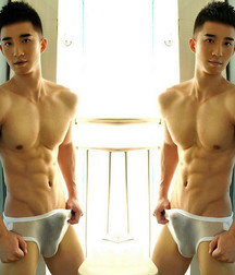Asian lads 59f1af5350e88.jpg
