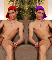 Uncut guys 59f1bb5f47f35.jpg