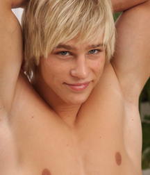 Armpits boys 59f348d9768f6.jpg