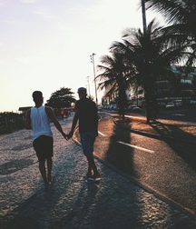 Boys in love 59f3795ddef61.jpg