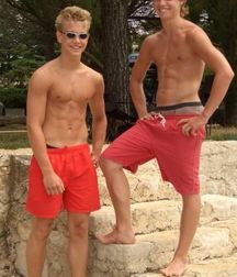 Bomarzo´s cute lads 5a0f22a9bea3c.jpg