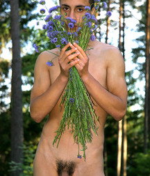 Renat 1 (Renat gets raunchy in the forest) 5a1c23374ceaf.jpg