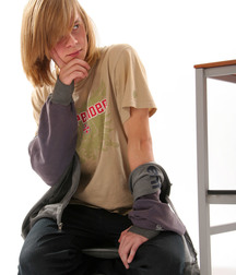 David 04 (David doing a chair scene) 5a1f04db4f6e2.jpg
