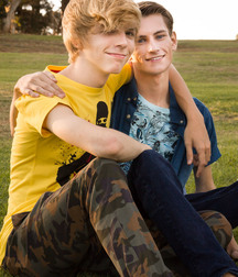 Trevor Harris and Jamie Ray 5a788f6fcdef5.jpg