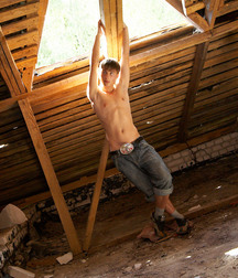 Ronny 1 (Ronny the loft prince) 5a87dcdb9de39.jpg